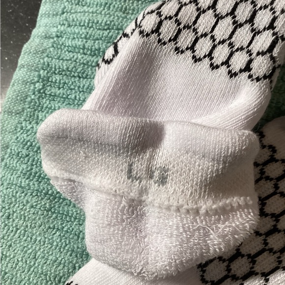 3 NEW pair BOMBAS socks. - Picture 9 of 10